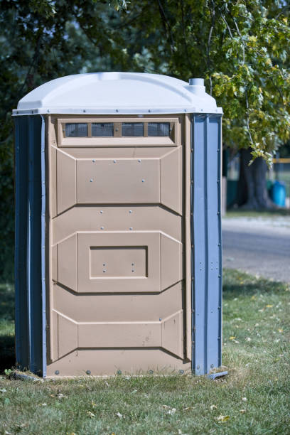 Best Portable toilet rental cost  in East Grand Forks, MN