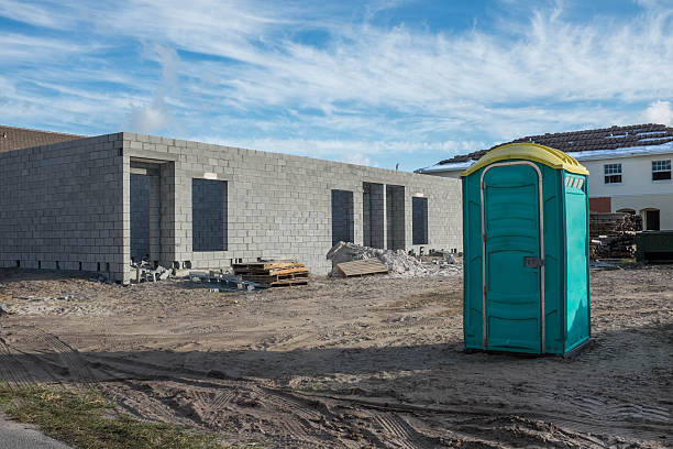 Best Emergency porta potty rental  in East Grand Forks, MN